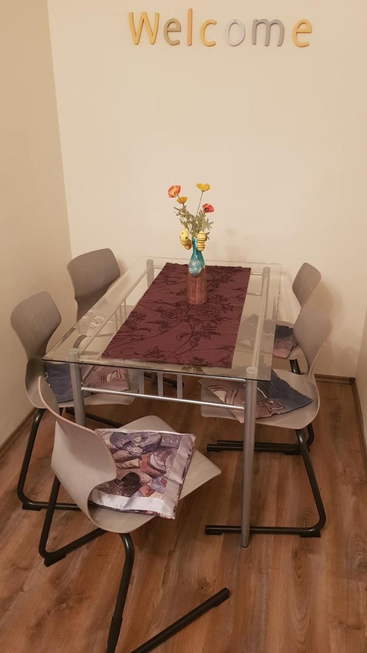 Aquarius Apartman Сегед Екстер'єр фото